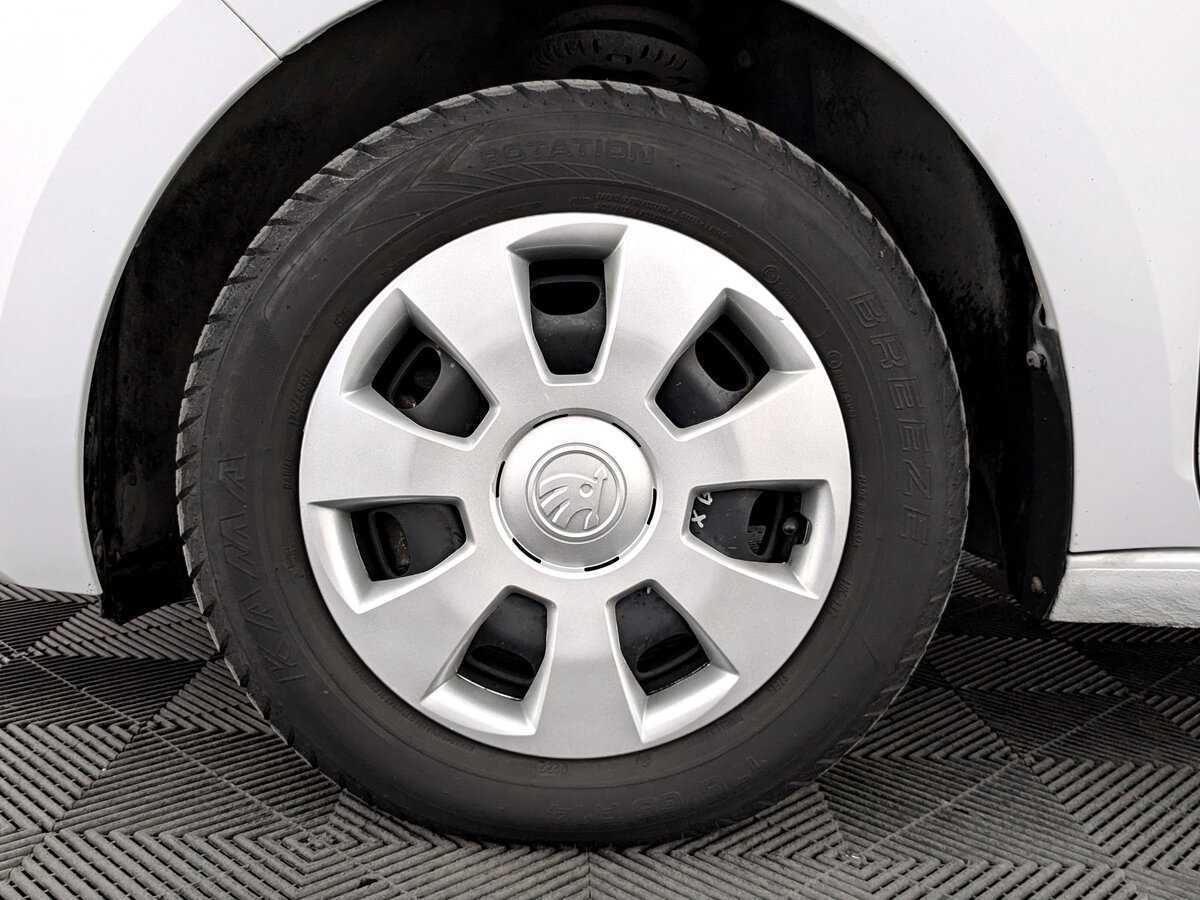 Skoda Rapid, 2019 Фото №18