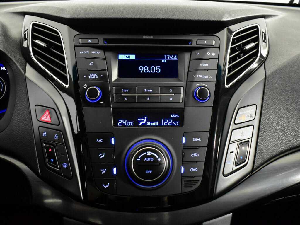 Hyundai i40, 2016 Фото №14