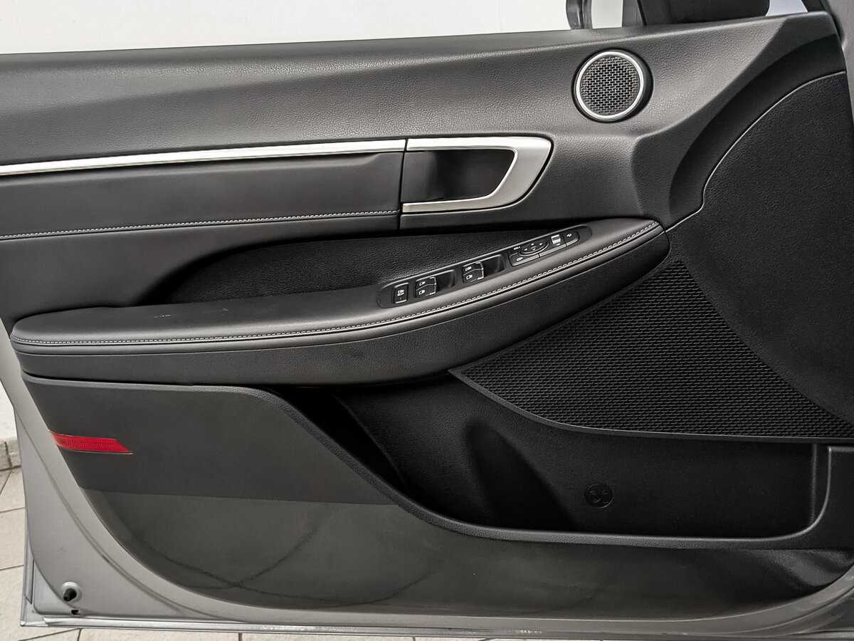 Hyundai Sonata, 2022 Фото №19
