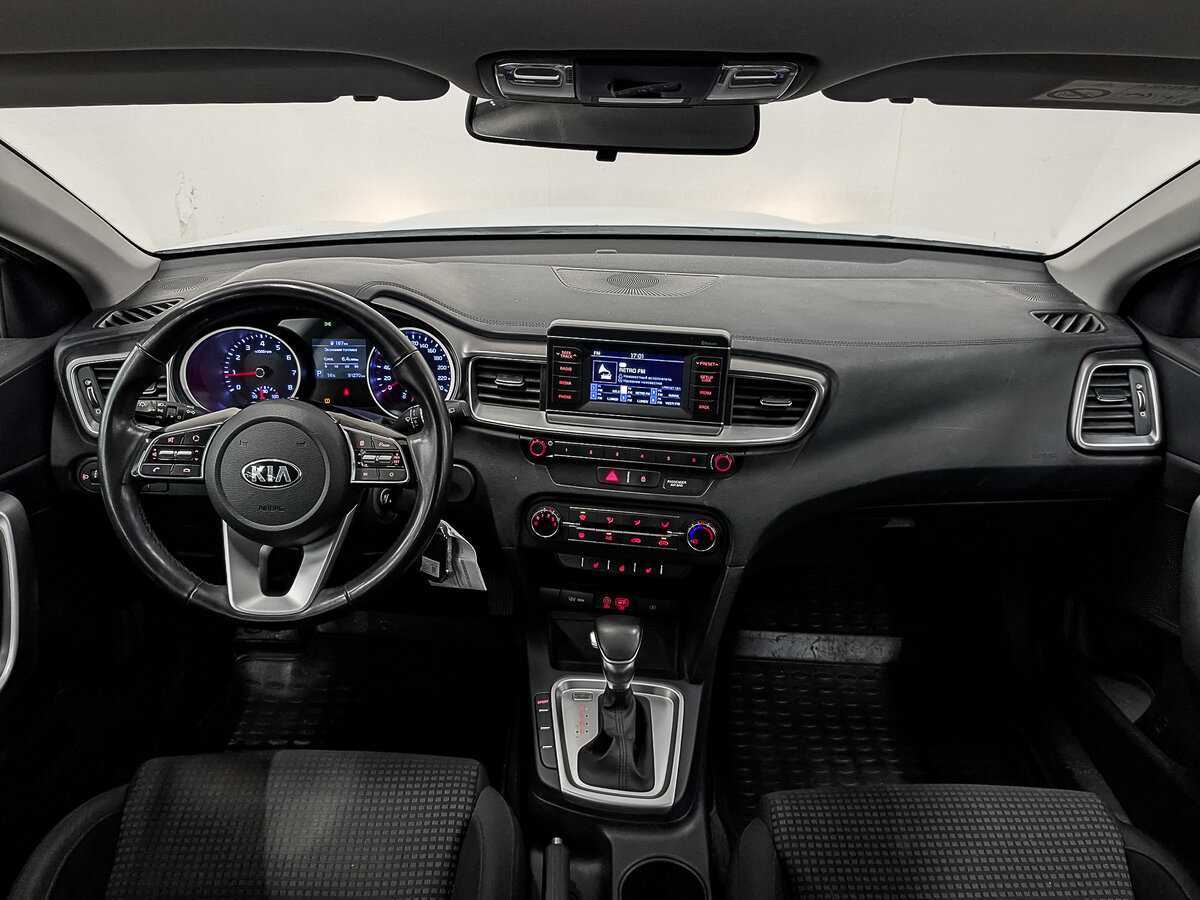 Kia Ceed, 2018 Фото №12