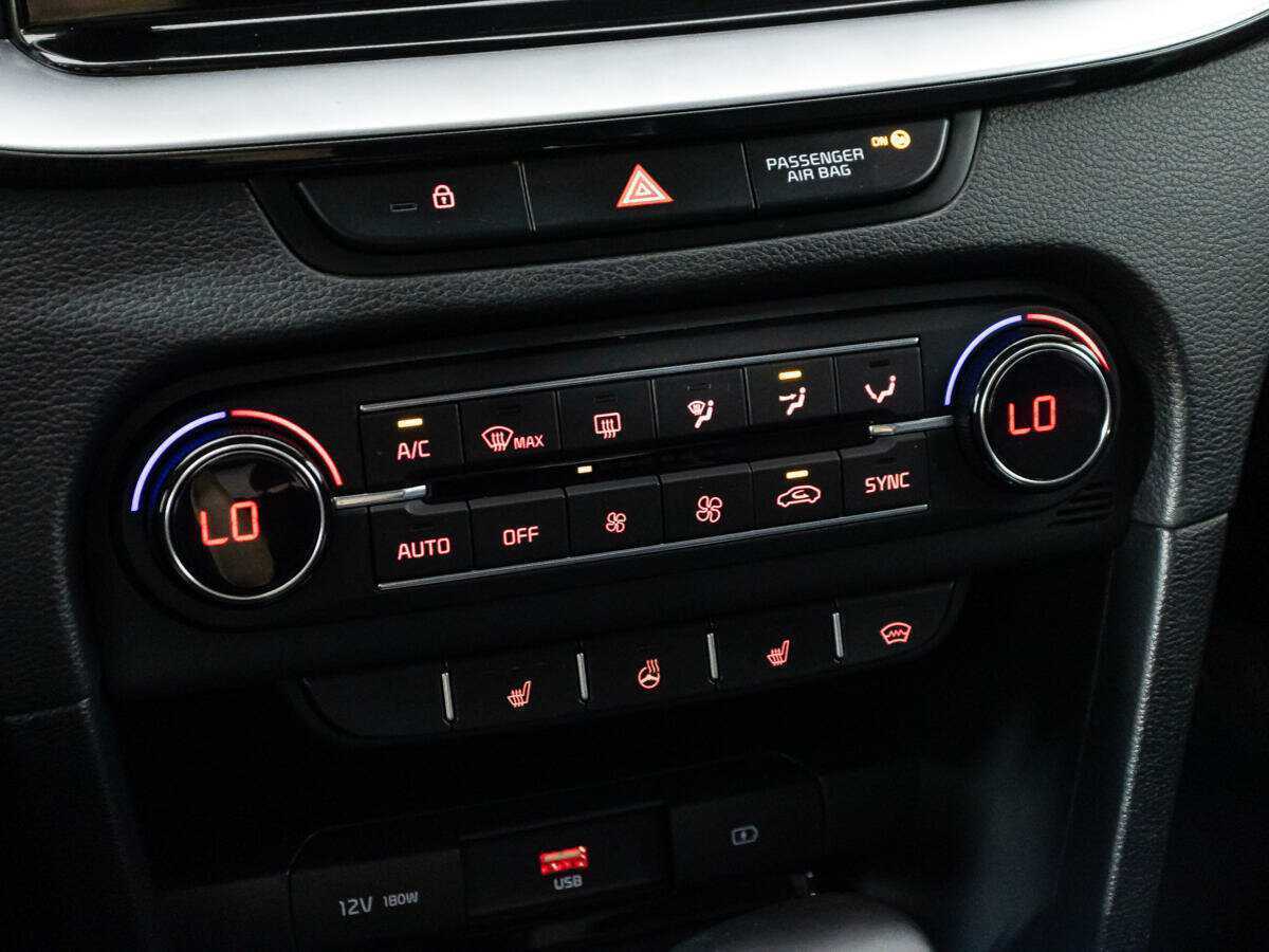 Kia Ceed, 2020 Фото №17