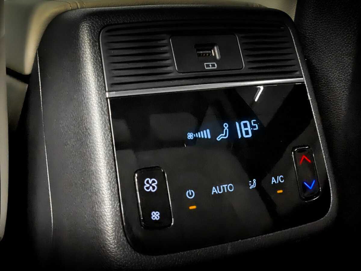 Exeed VX, 2022 Фото №28