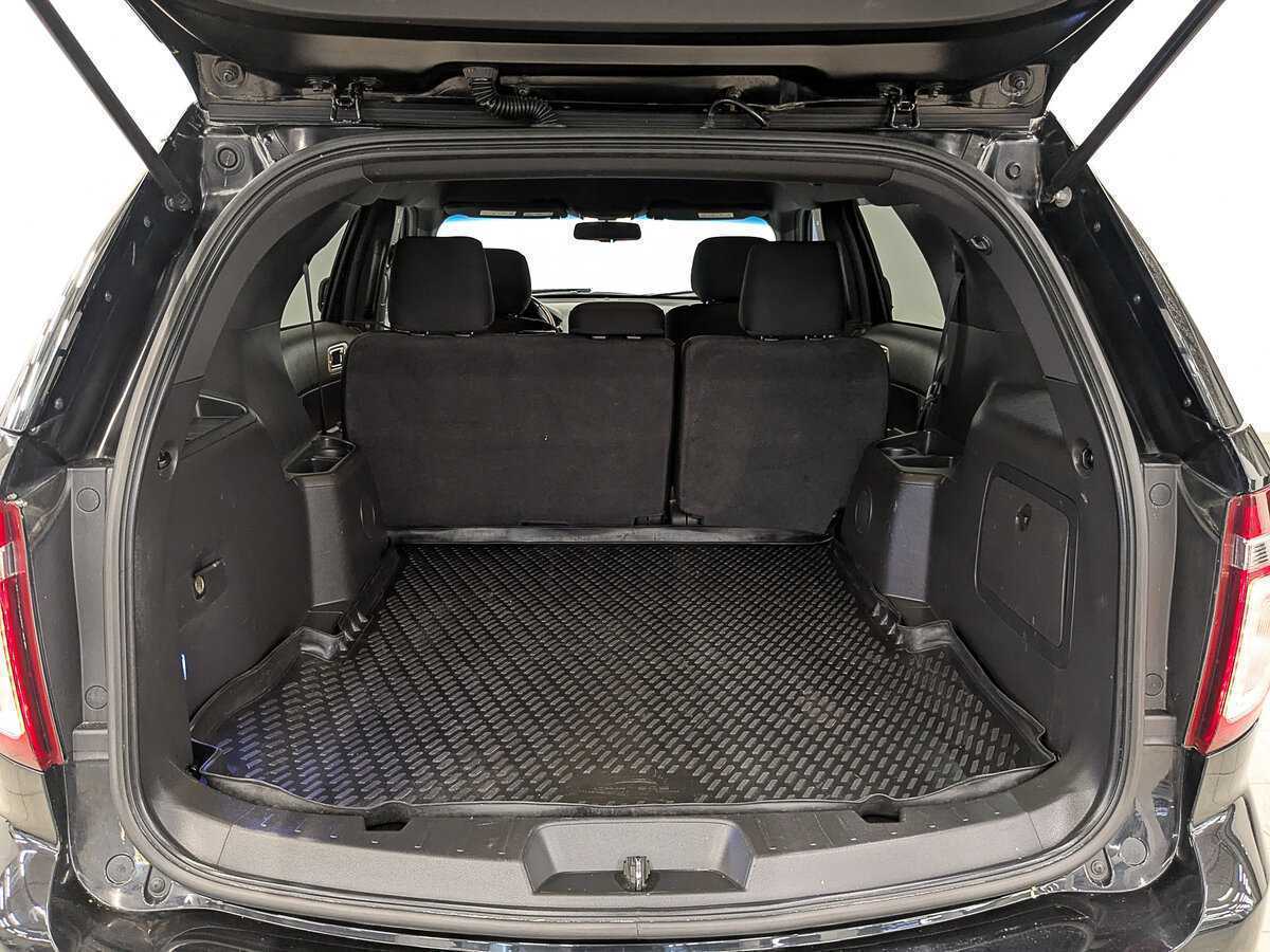 Ford Explorer, 2014 Фото №10