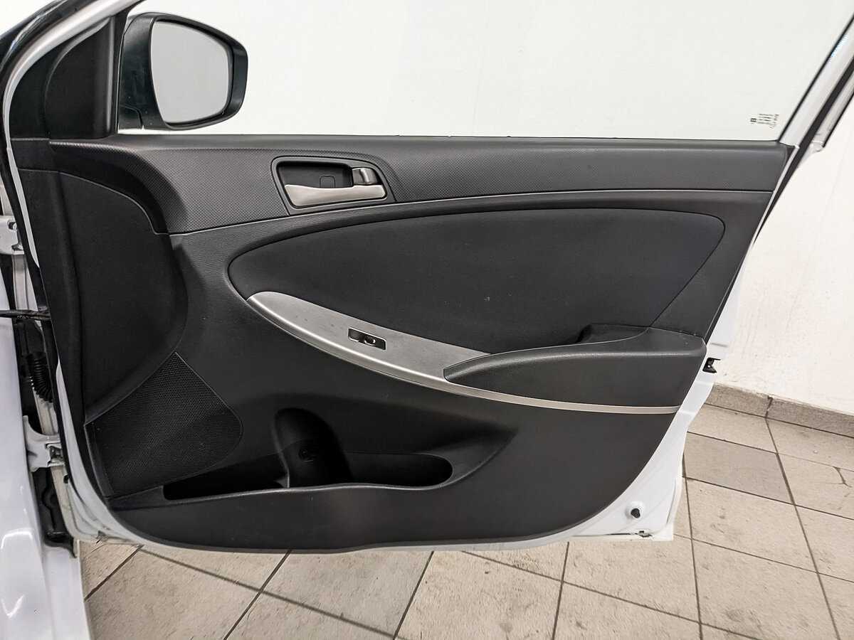 Hyundai Solaris, 2015 Фото №23