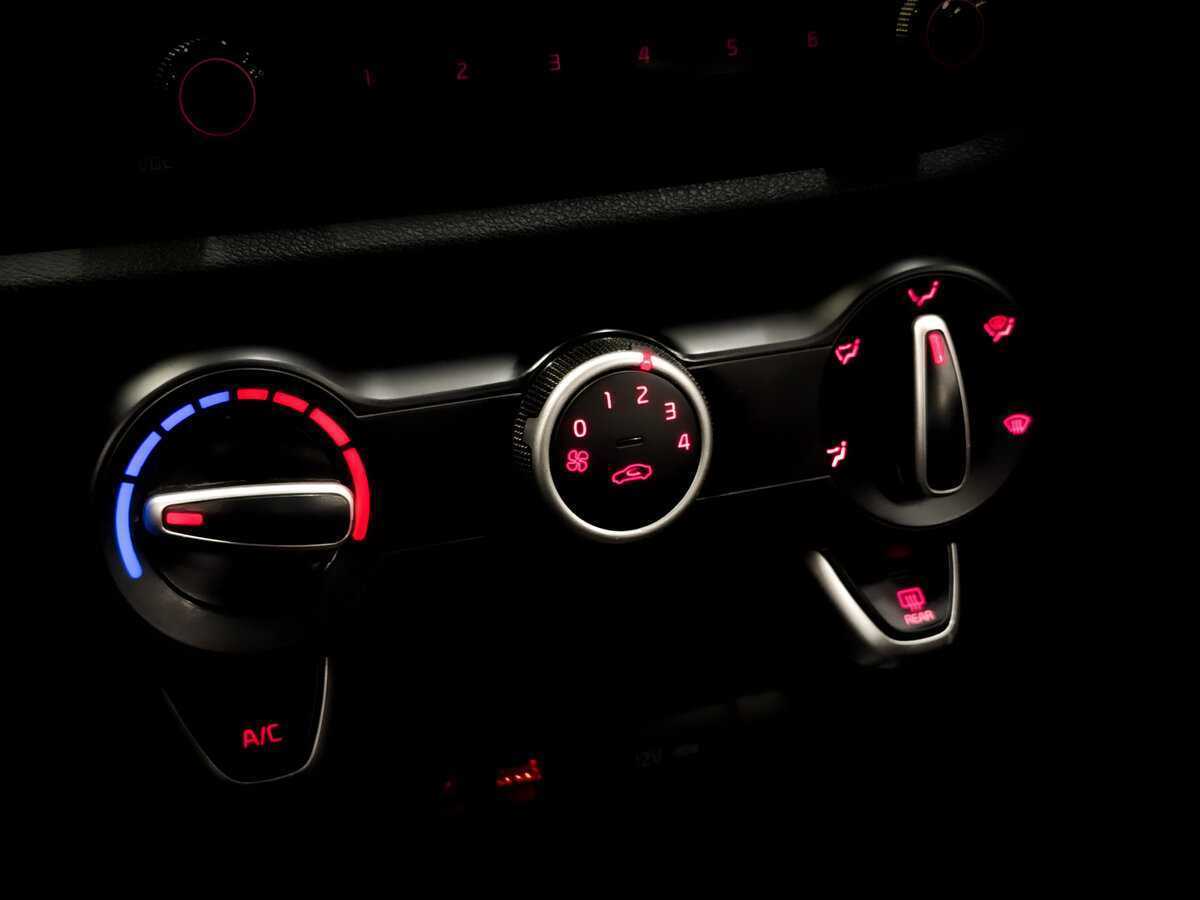 Kia Rio X-Line, 2020 Фото №22