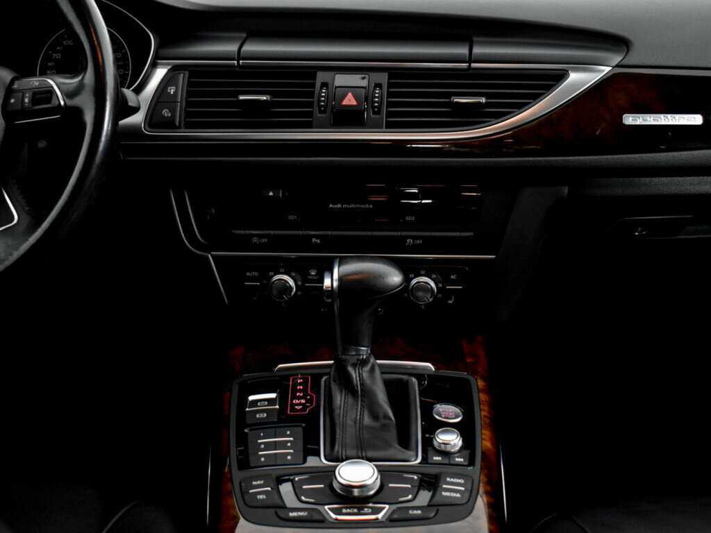 Audi A6, 2012 Фото №16