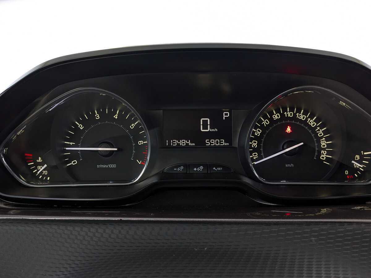 Peugeot 2008, 2014 Фото №16