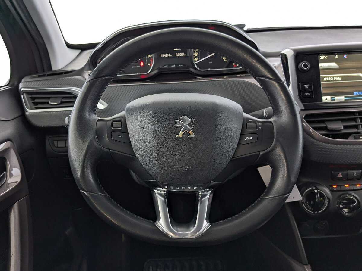 Peugeot 2008, 2014 Фото №22
