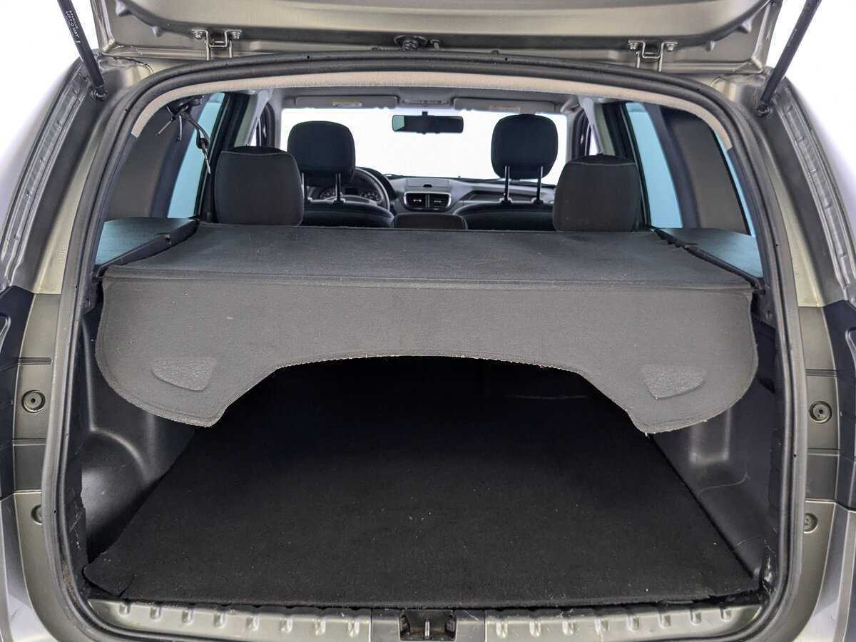 Nissan Terrano, 2015 Фото №10