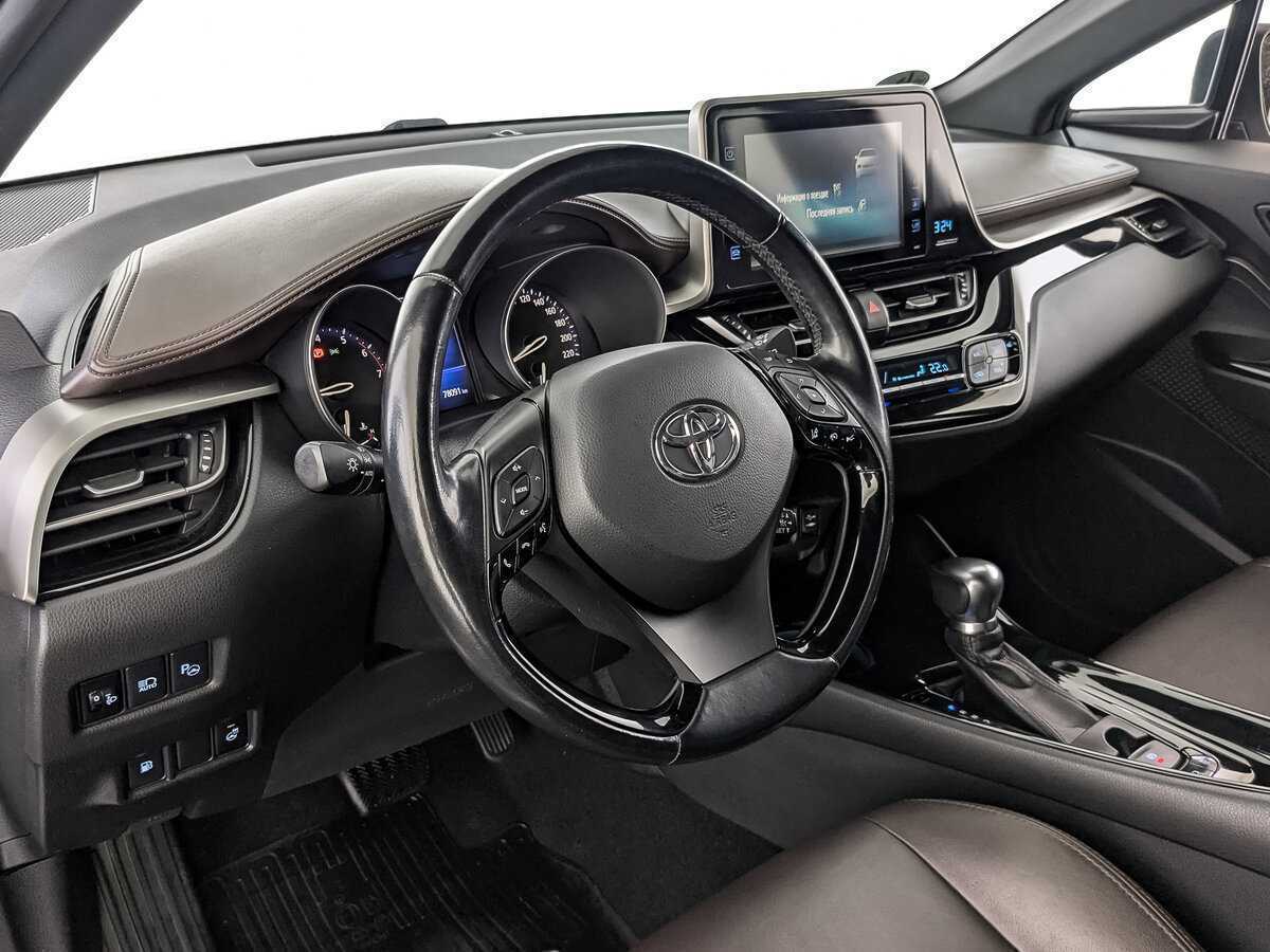 Toyota C-HR, 2017 Фото №15