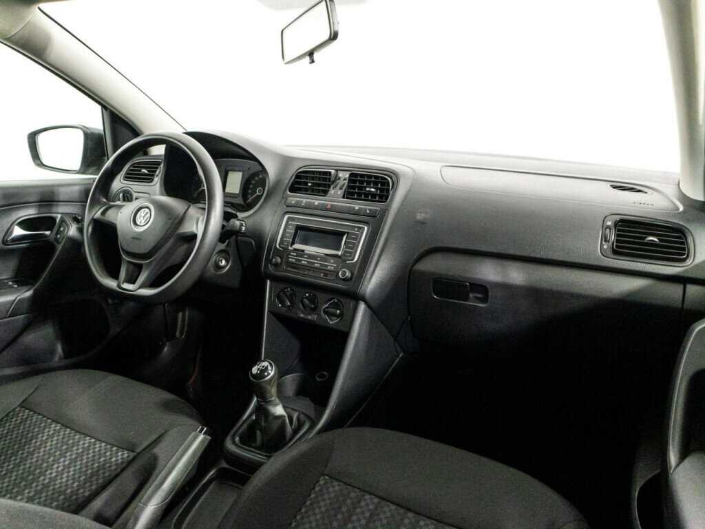 Volkswagen Polo, 2016 Фото №9
