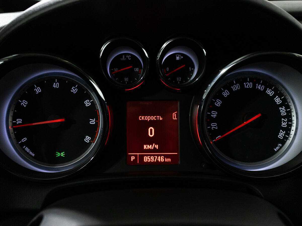 Opel Astra GTC, 2013 Фото №12