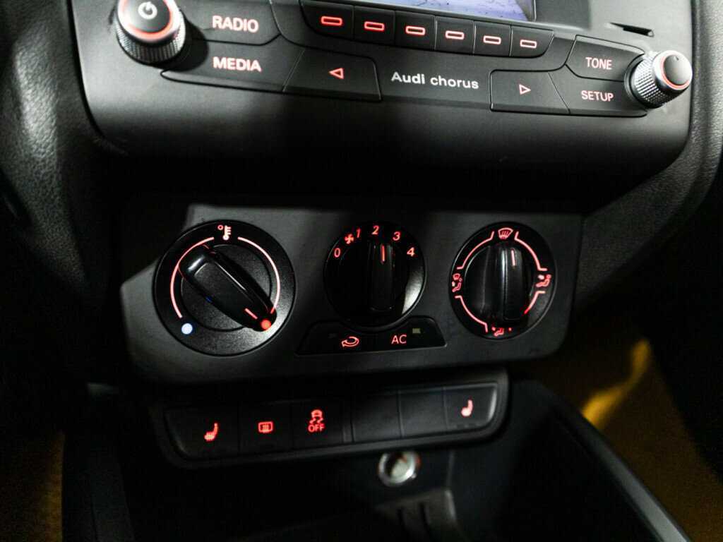 Audi A1 Sportback, 2012 Фото №16