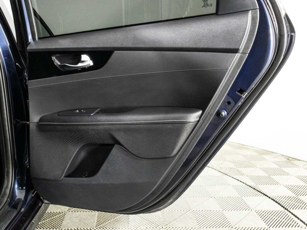 Kia Cerato, 2021 Фото №29