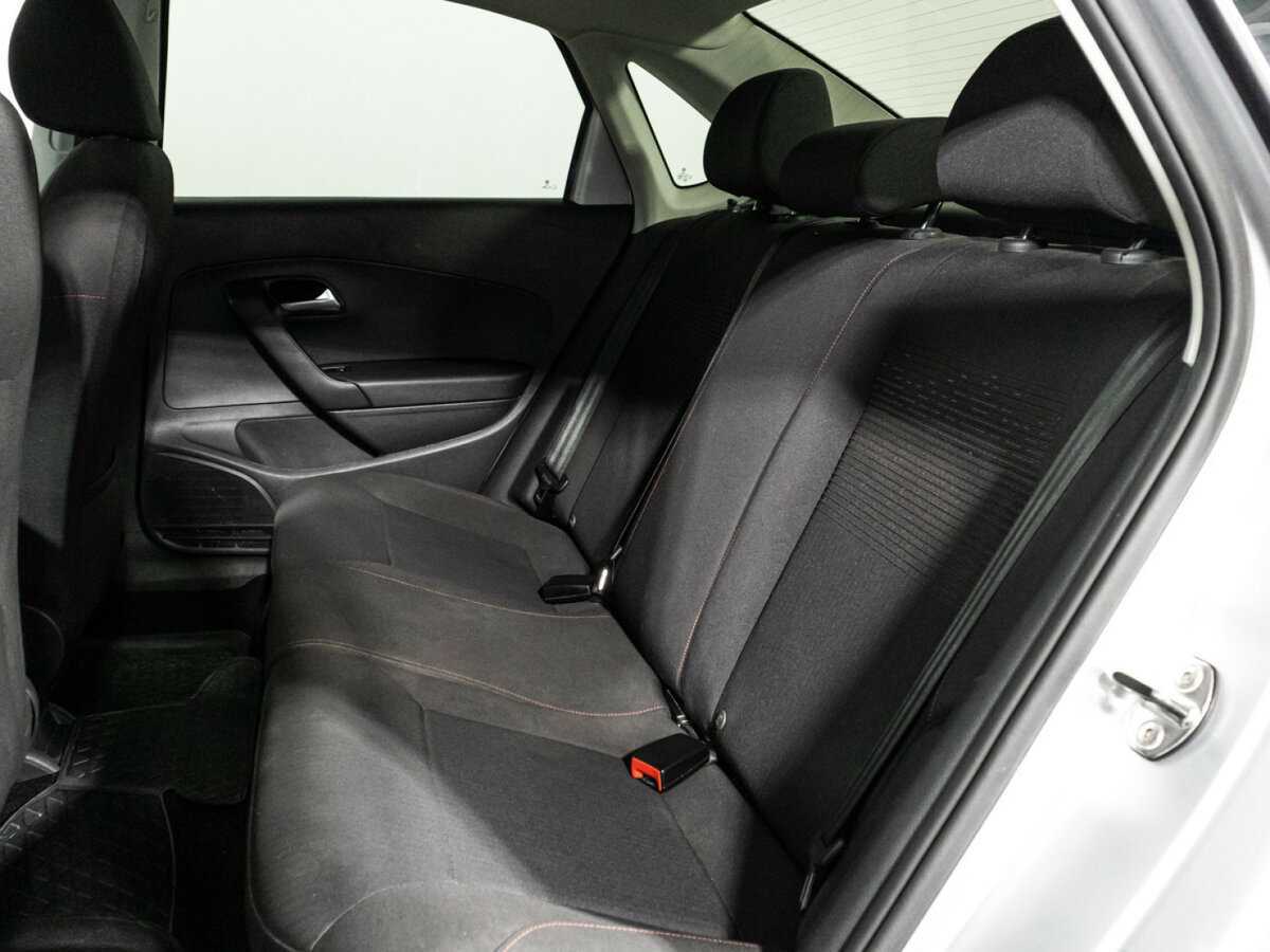 Volkswagen Polo, 2018 Фото №10