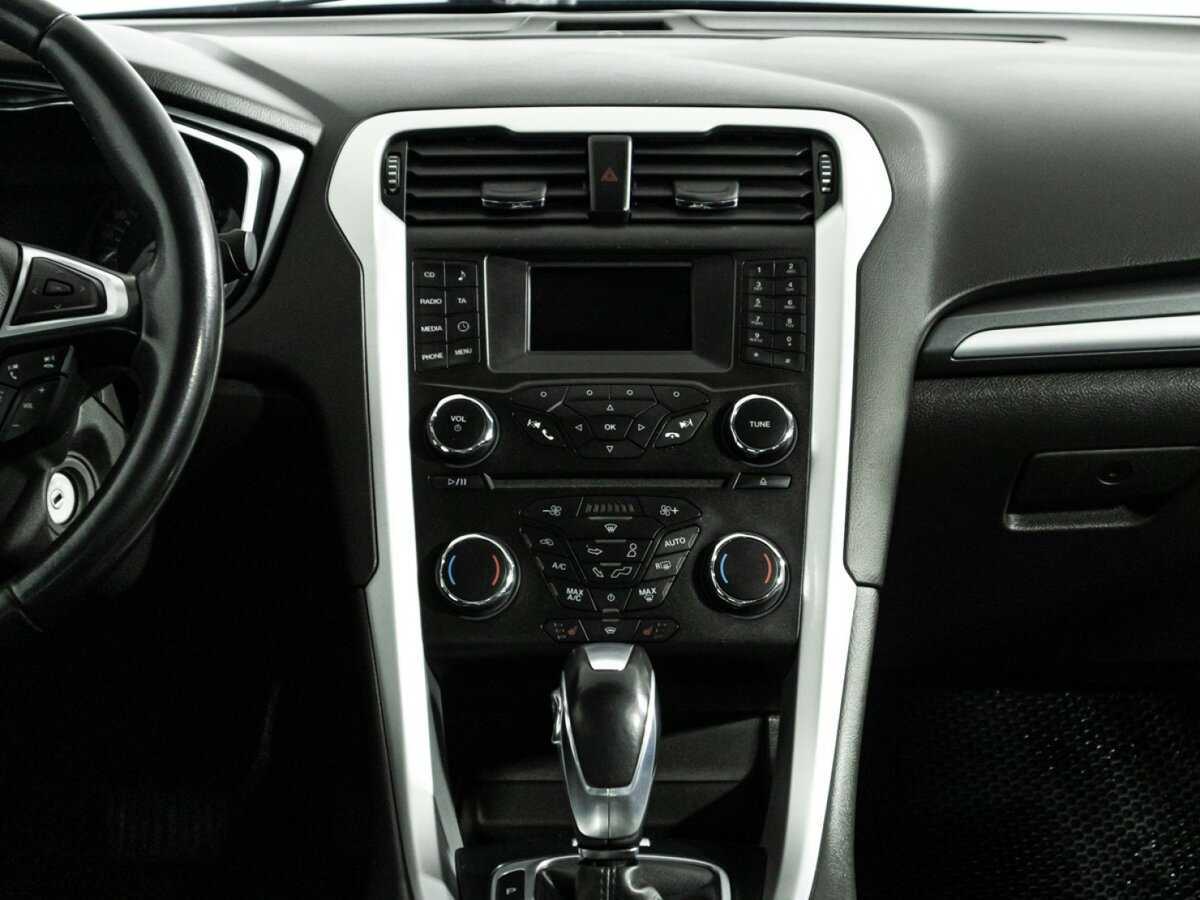 Ford Mondeo, 2018 Фото №14