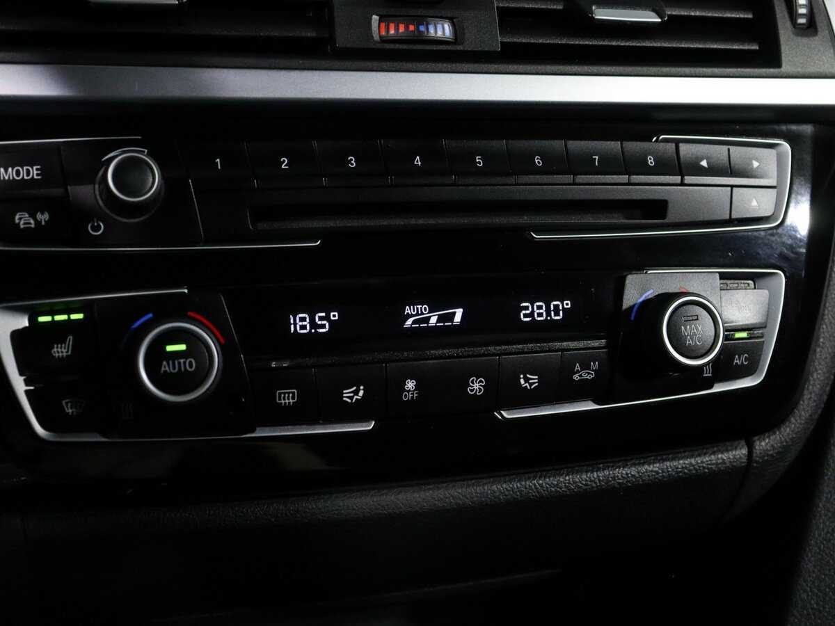 BMW 3 серии 320d xDrive, 2016 Фото №21