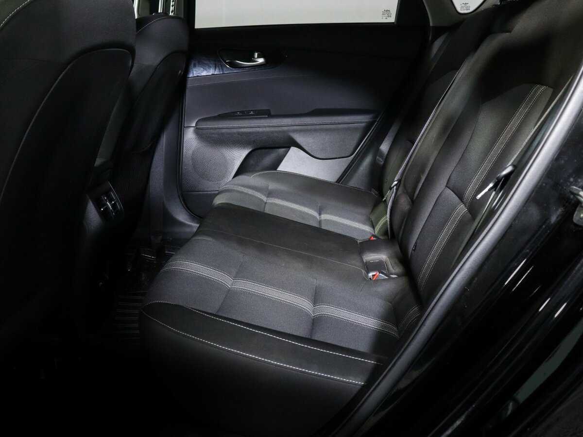 Kia Cerato, 2021 Фото №7