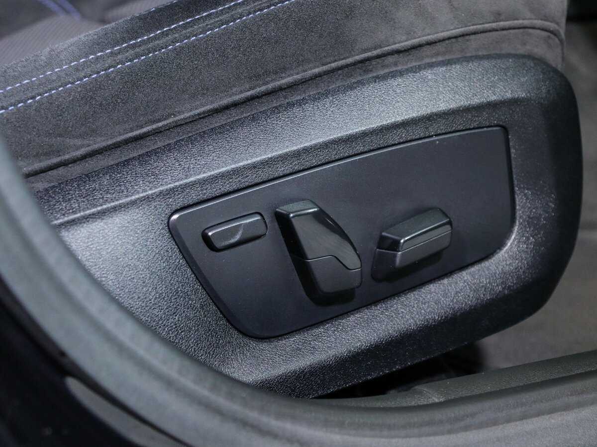 BMW 5 серии 520d xDrive, 2018 Фото №12