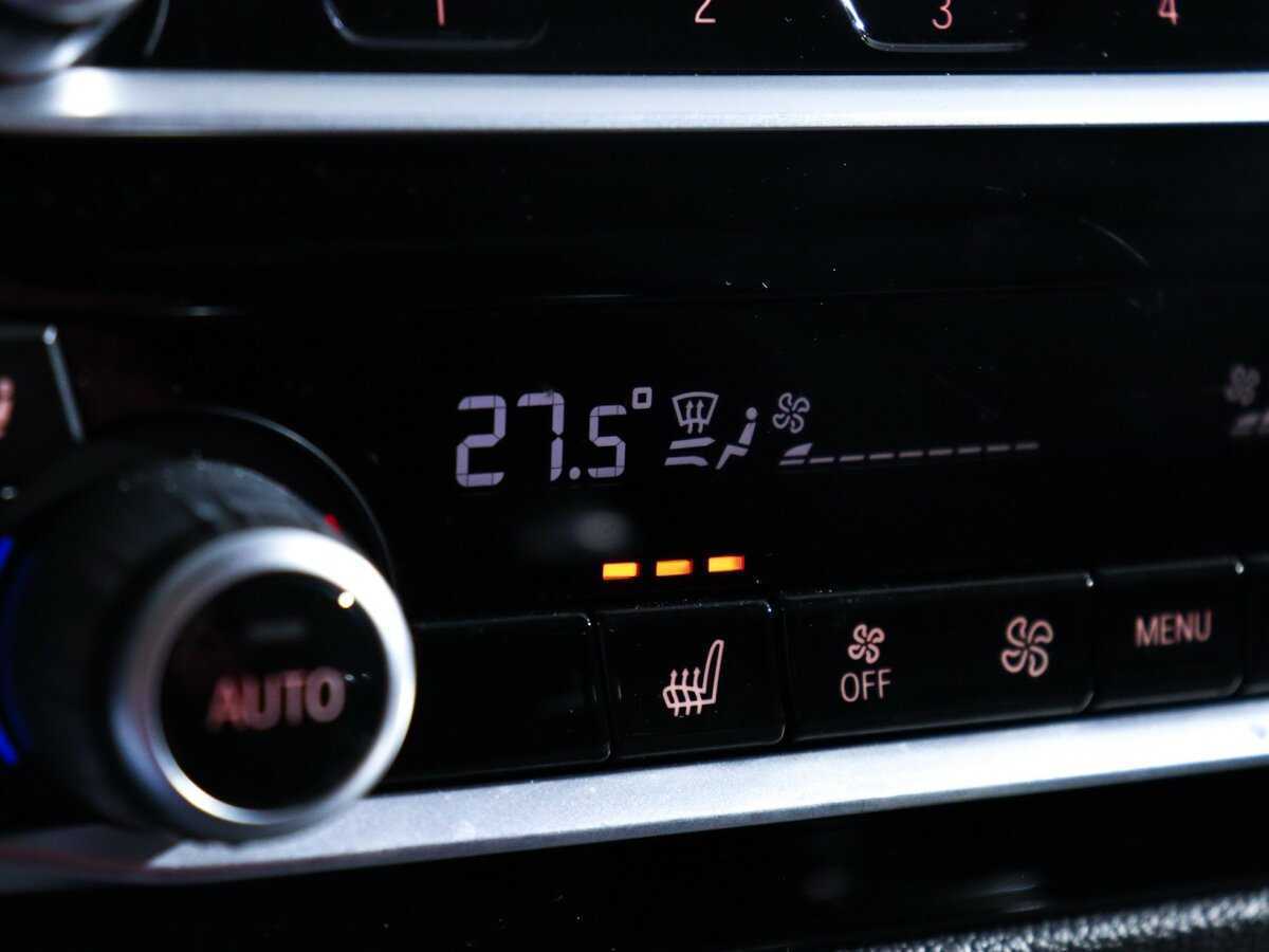 BMW 5 серии 520d xDrive, 2018 Фото №24