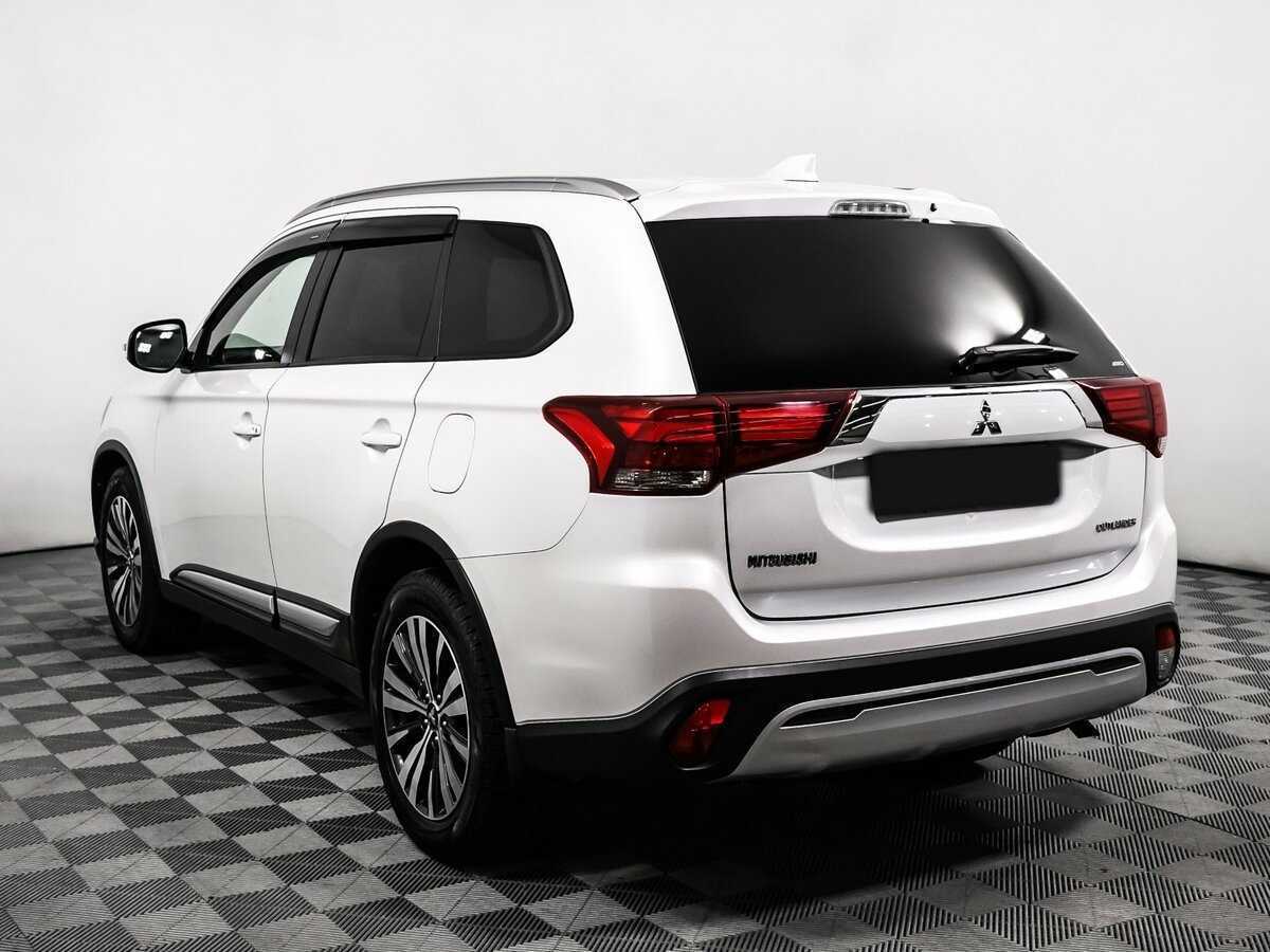 Mitsubishi Outlander, 2019 - 23 458 км. | Фото №7