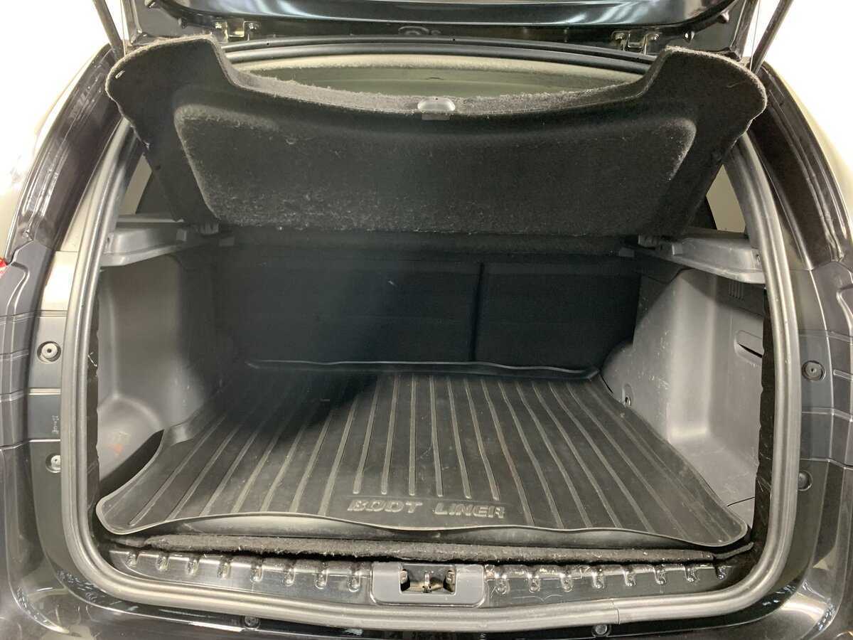 Nissan Terrano, 2017 Фото №20