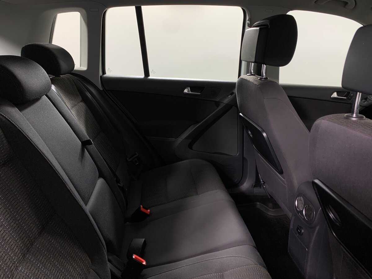 Volkswagen Tiguan, 2015 Фото №18