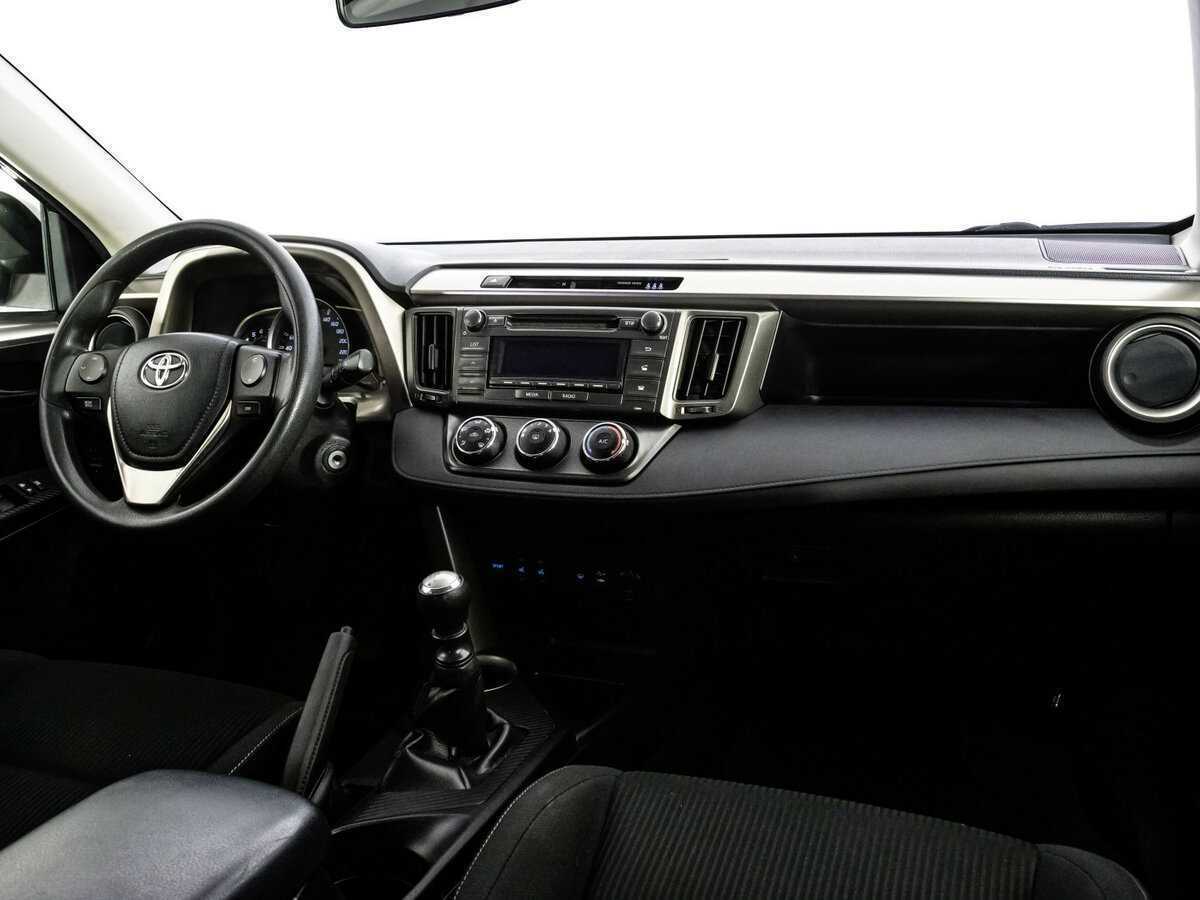 Toyota RAV4, 2015 Фото №7