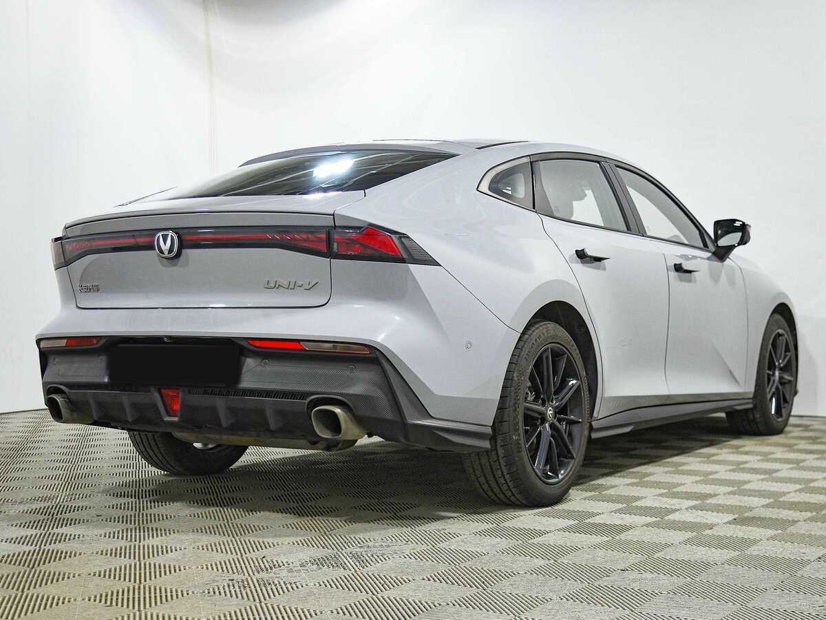 Changan UNI-V, 2023 Фото №5