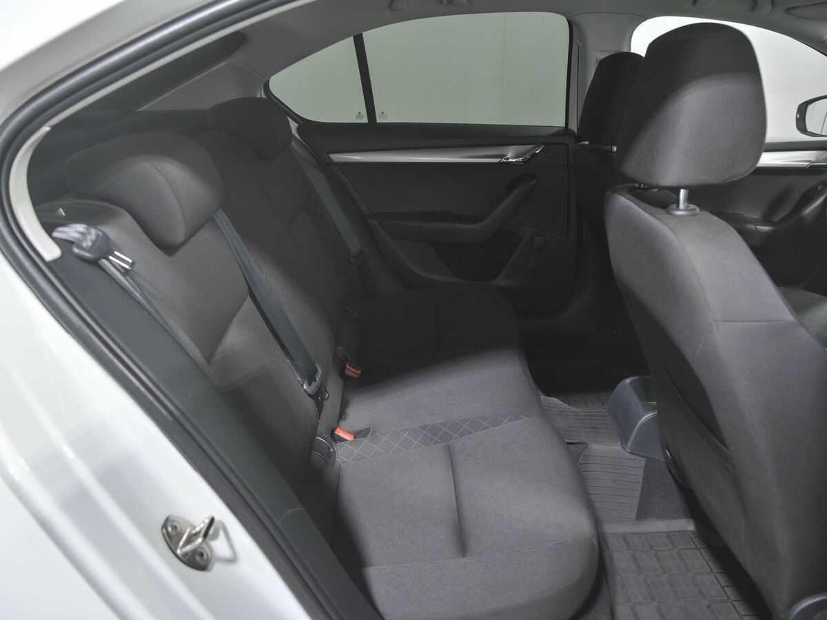 Skoda Octavia, 2018 Фото №11