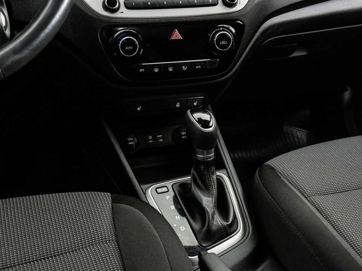 Hyundai Solaris, 2017 Фото №12