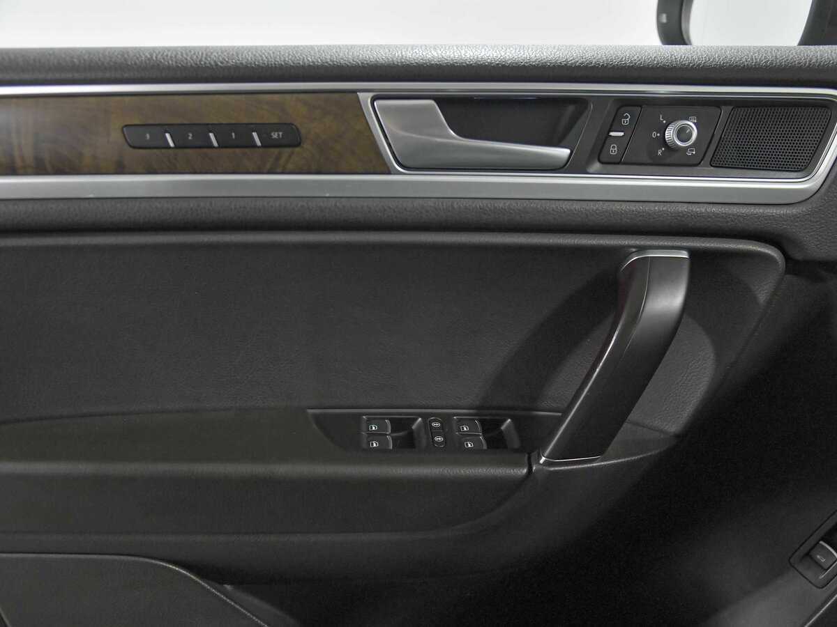 Volkswagen Touareg, 2016 Фото №13