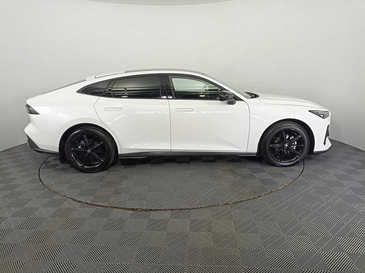 Changan UNI-V, 2023 Фото №4