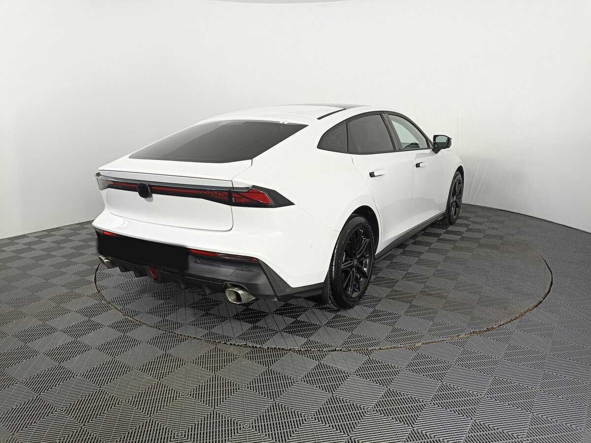 Changan UNI-V, 2023 Фото №5