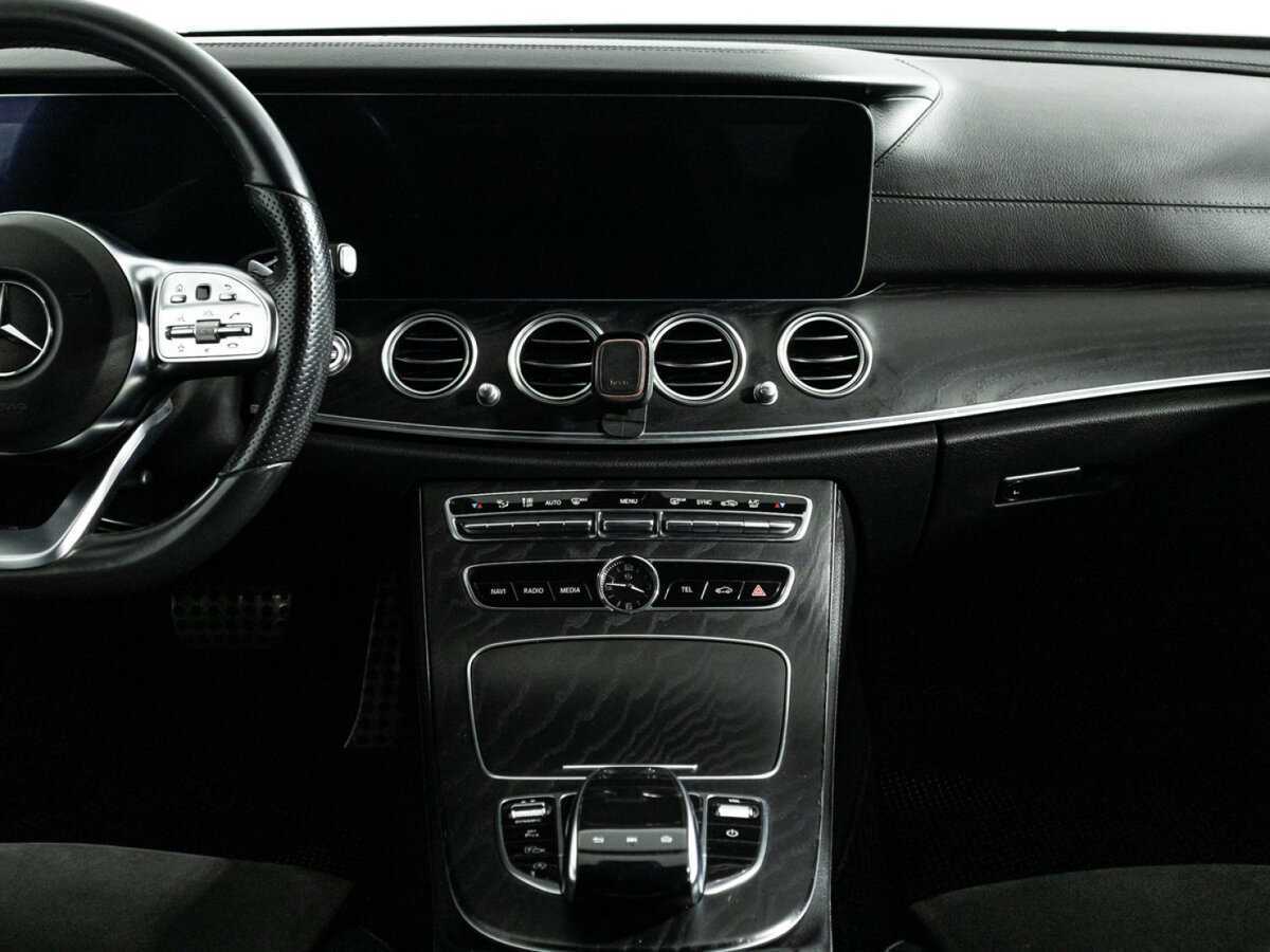 Mercedes-Benz E-Класс 220 d, 2018 Фото №14