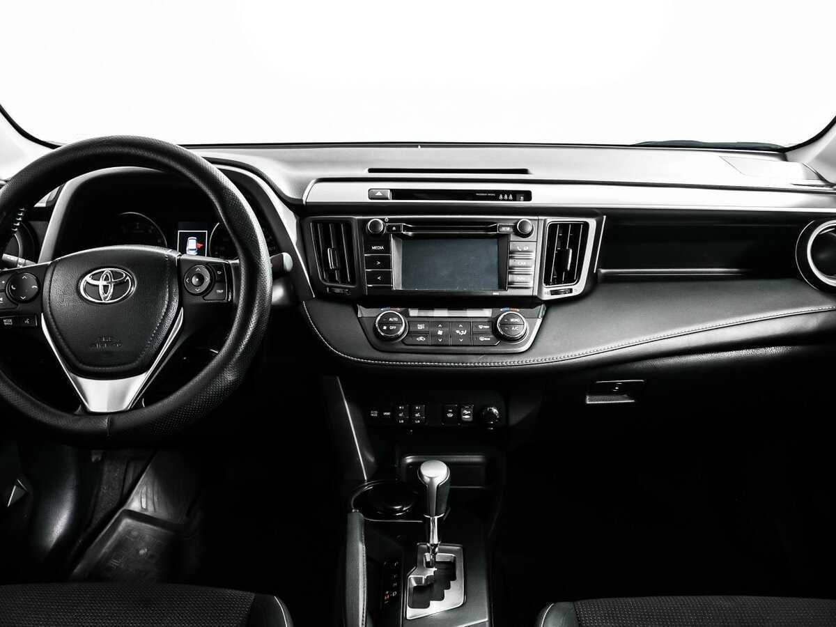 Toyota RAV4, 2016 Фото №11
