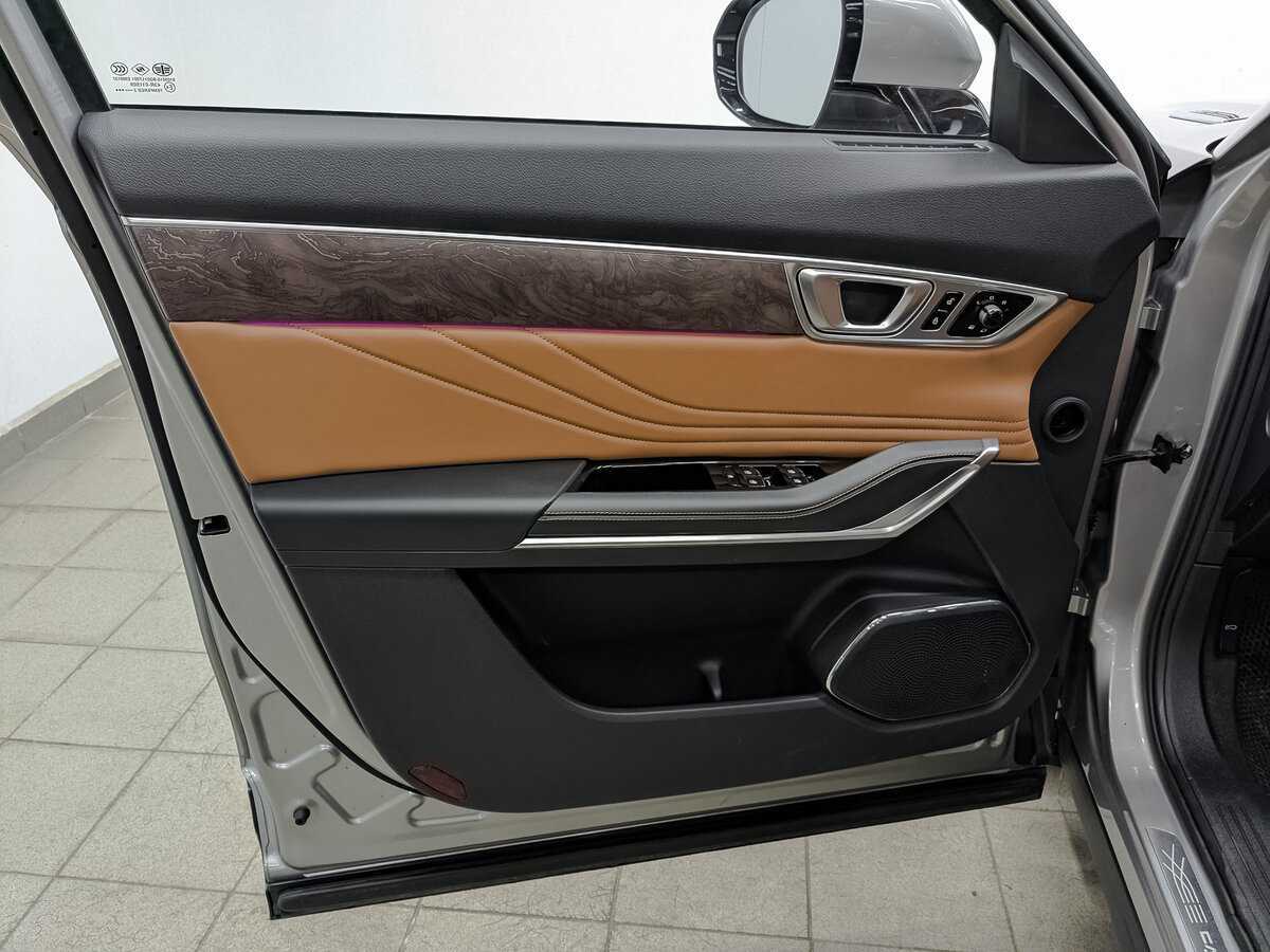 FAW Bestune T99 6-speed, 2023 Фото №19