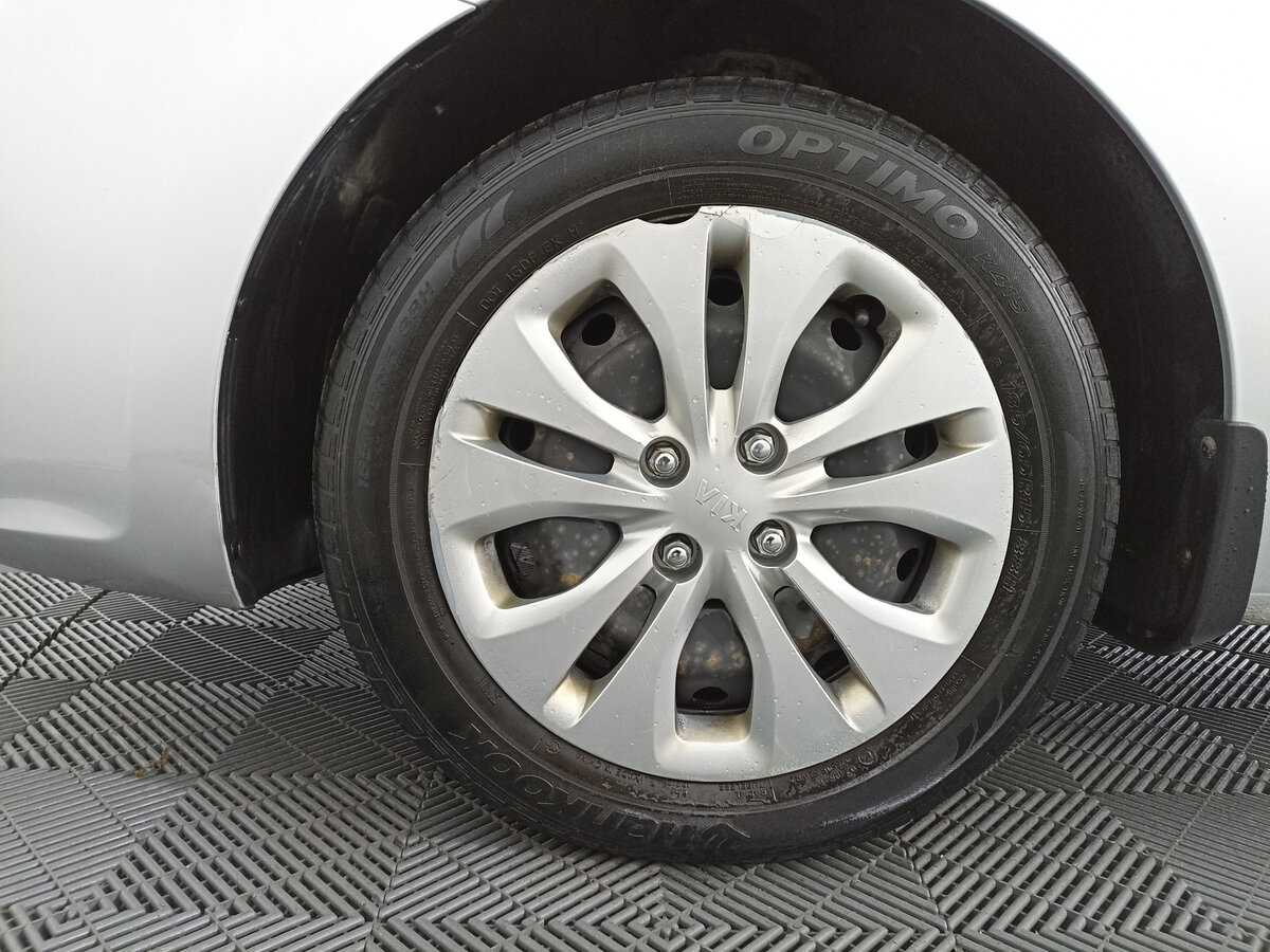 Kia Rio, 2019 Фото №16