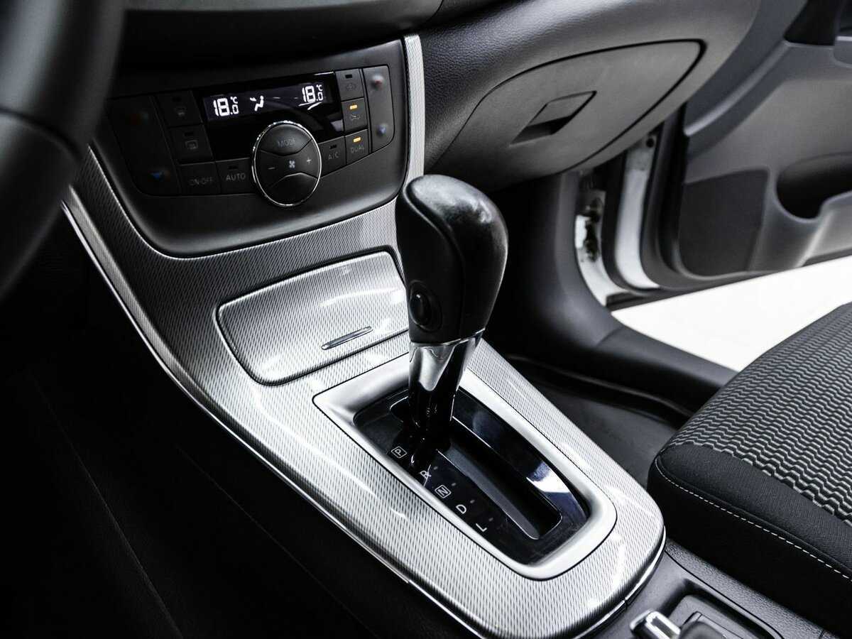 Nissan Sentra, 2016 Фото №13