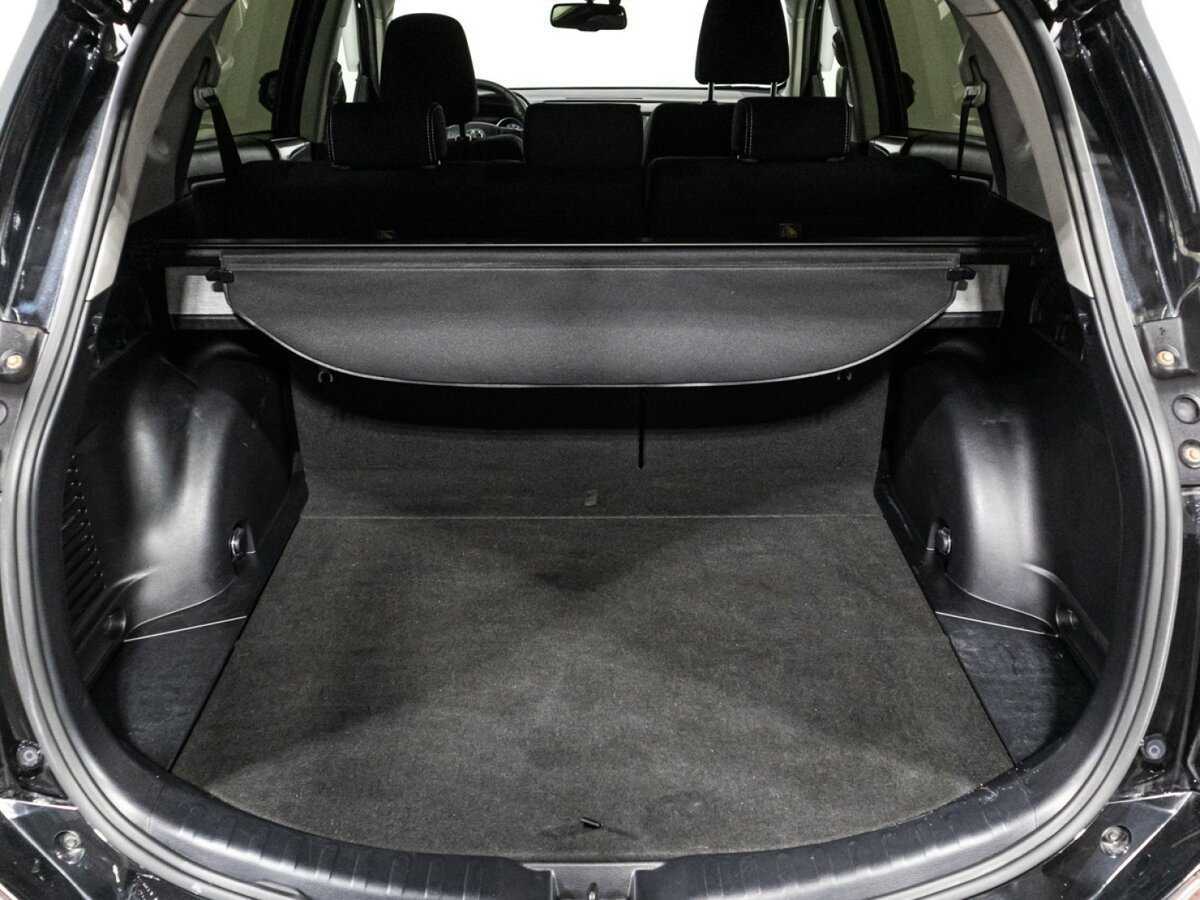 Toyota RAV4, 2015 Фото №15