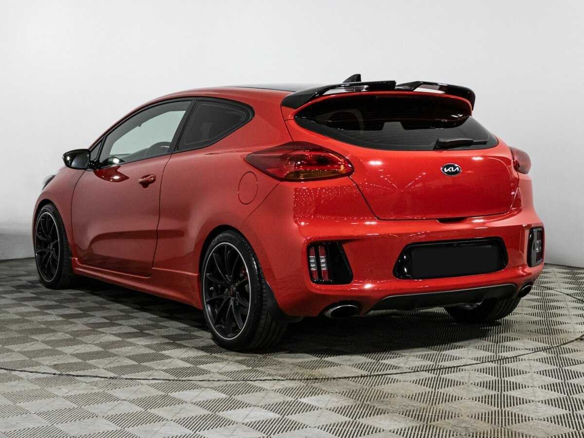 Kia Ceed GT, 2017 Фото №7