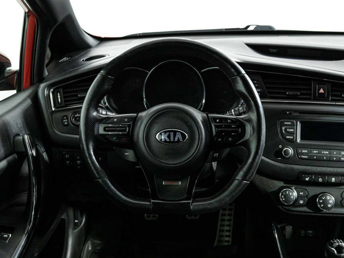 Kia Ceed GT, 2017 Фото №16