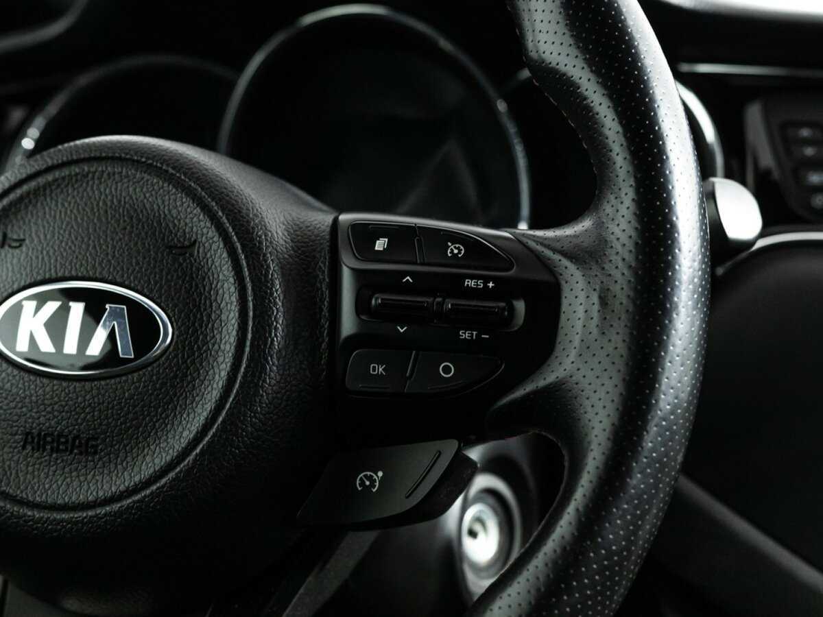 Kia Ceed GT, 2017 Фото №17