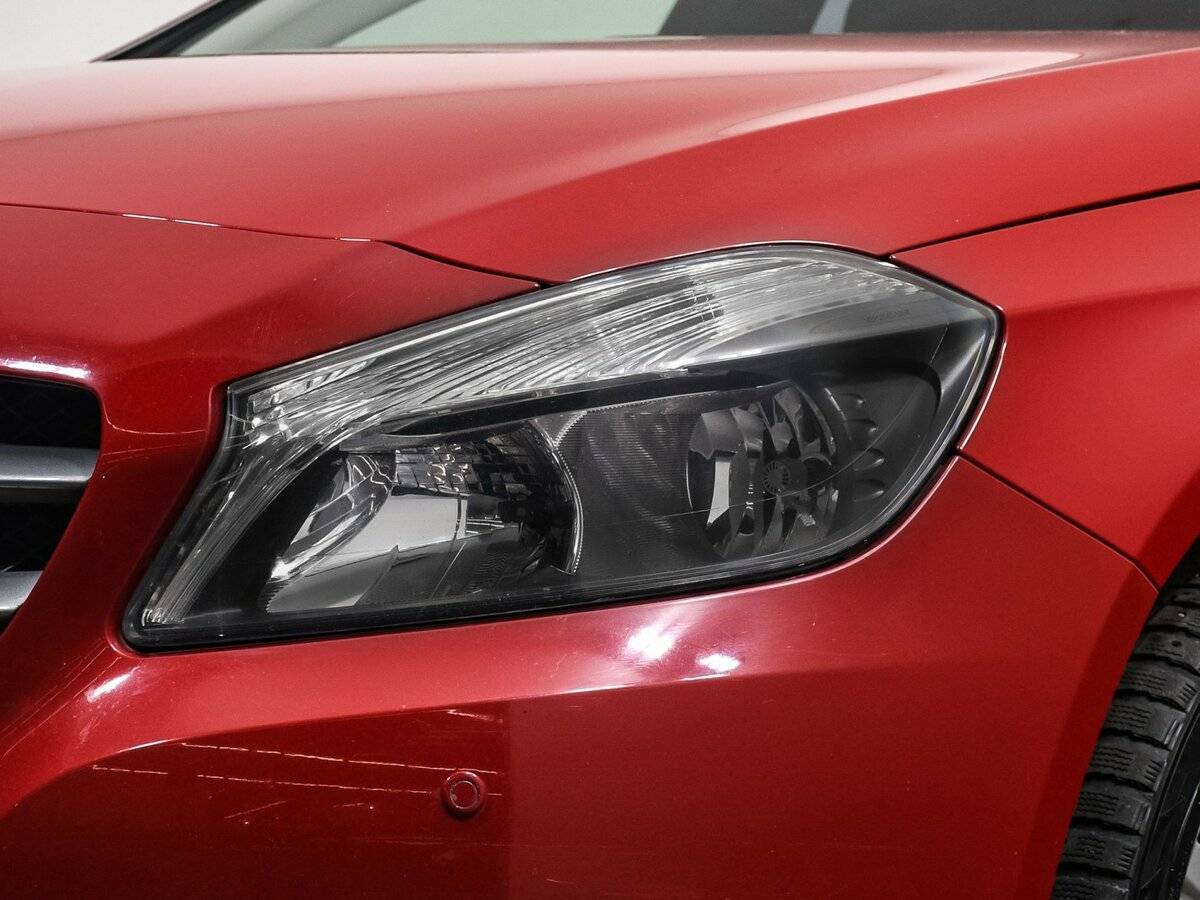 Mercedes-Benz A-Класс 180, 2013 Фото №13