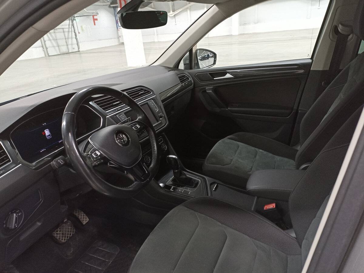 Volkswagen Tiguan, 2017 Фото №16