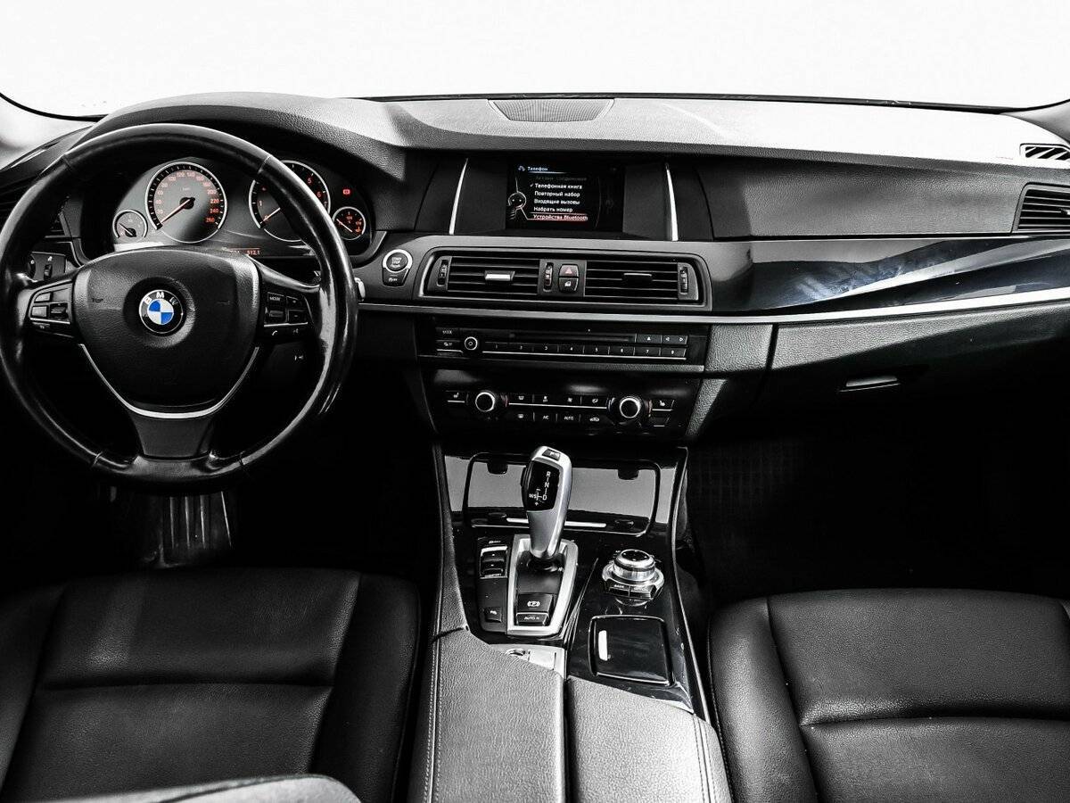 BMW 5 серии 520i, 2016 Фото №10
