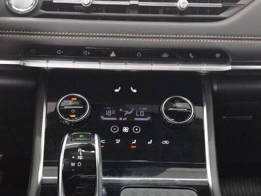 Chery Tiggo 8, 2023 Фото №11