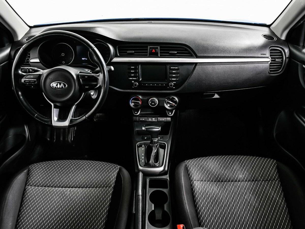 Kia Rio, 2018 Фото №11