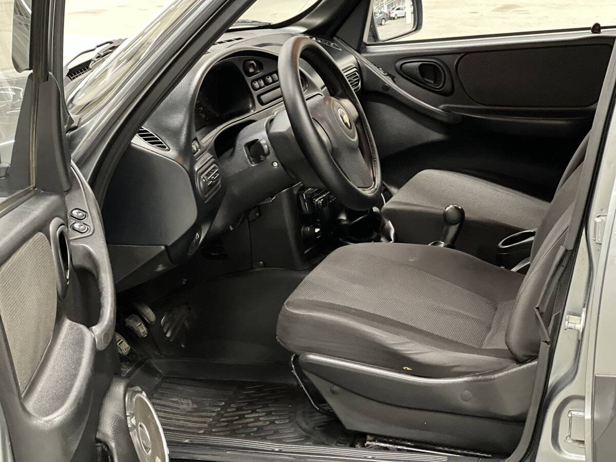 Chevrolet Niva, 2013 Фото №16