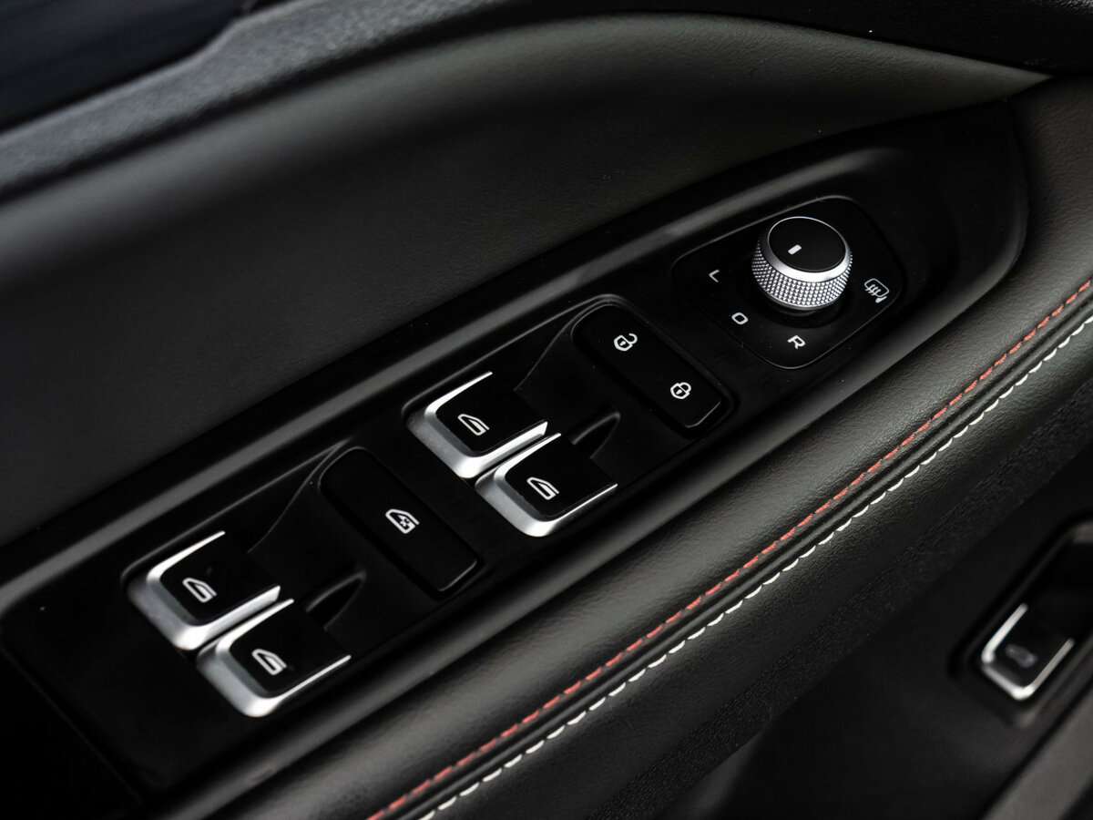 Geely Tugella, 2021 Фото №14